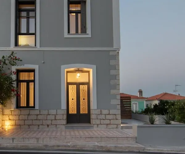 Villa Samos - Renovated Stone Villa With Private Pool- 2 Min From The Sea!