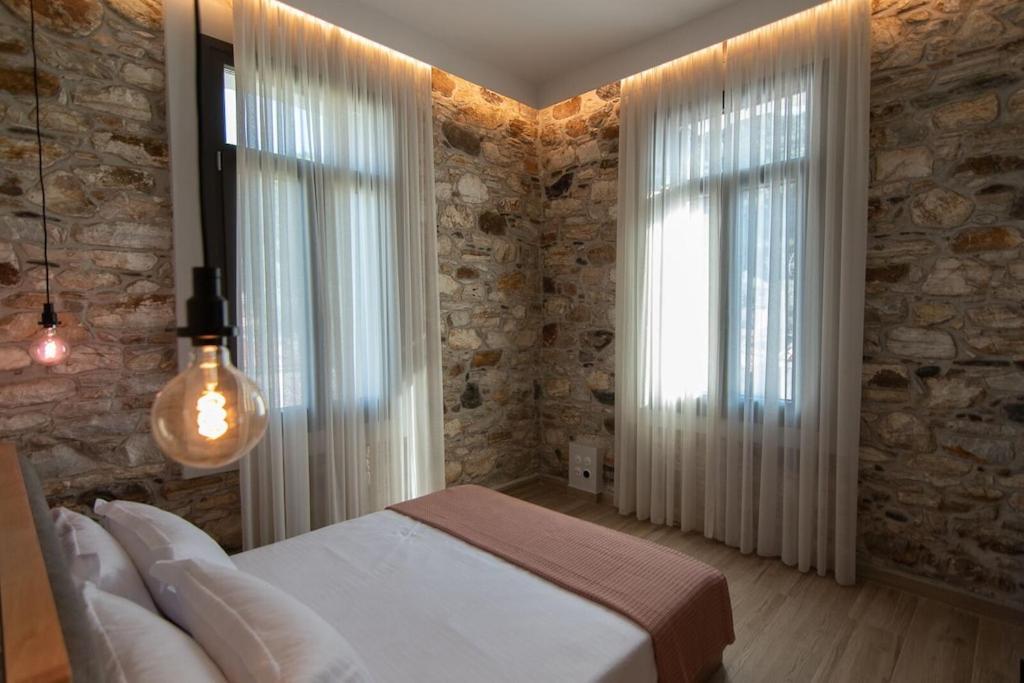 Samos - Renovated Stone With Private Pool- 2 Min From The Sea! * Agios Konstantinos (Samos)
