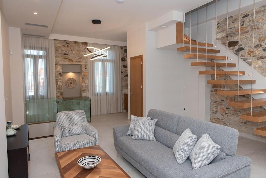 Samos - Renovated Stone With Private Pool- 2 Min From The Sea! * Agios Konstantinos (Samos)