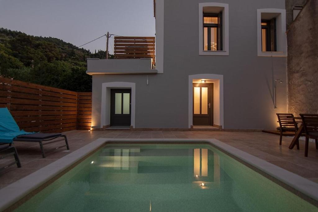 Vila Samos - Renovated Stone With Private Pool- 2 Min From The Sea! *